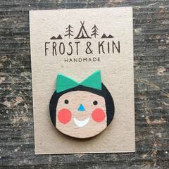 Frost & Kin Smile Brooch (girl)