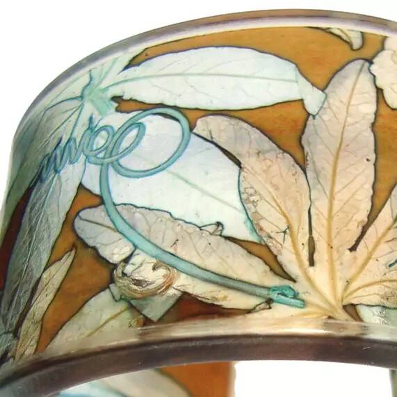 24 dec 22 10 toffee passion flower cuff close up