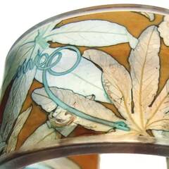 24 dec 22 10 toffee passion flower cuff close up