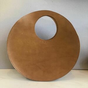 Enya Judge - Tan Leather Bag