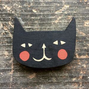 Cat Brooch